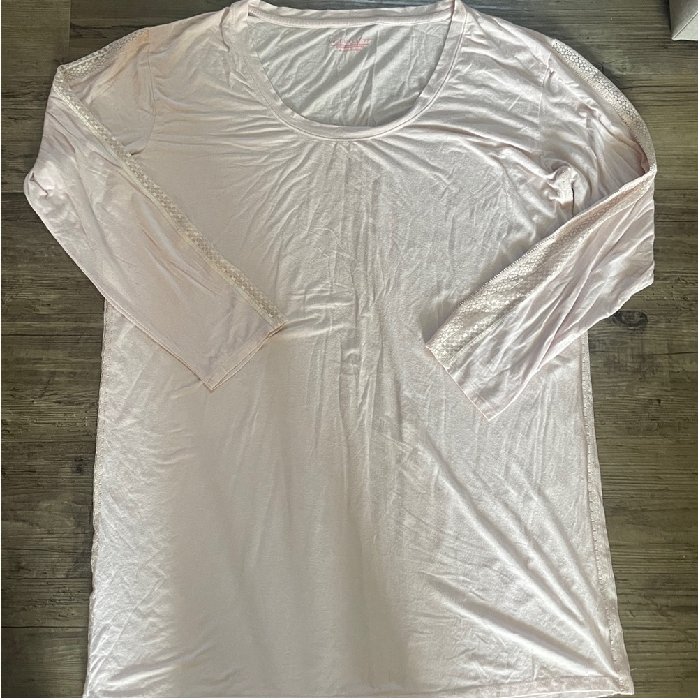Women's Light Pink Lace Sleeve Top